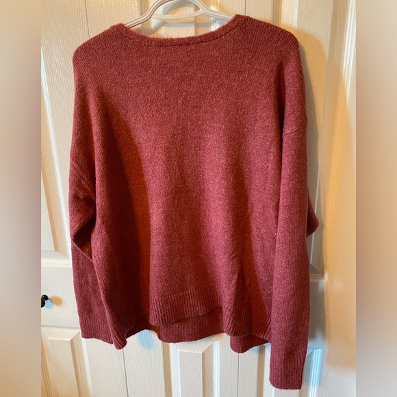 🍁 Flattering V-neck Sweater - Joe Fresh, mauve colour - excellent condition! - Picture 6 of 6